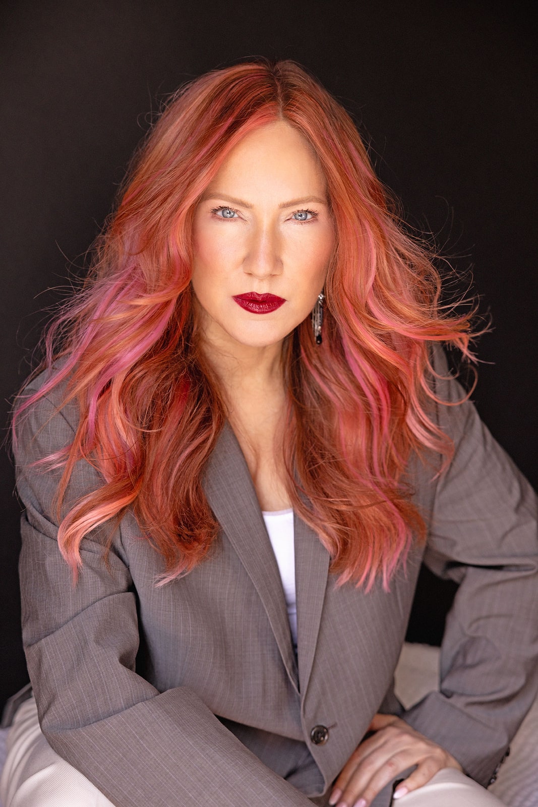 Kate Loree, LMFT, ATR, MBA. Coach for non-monogamous and non-traditional relationships